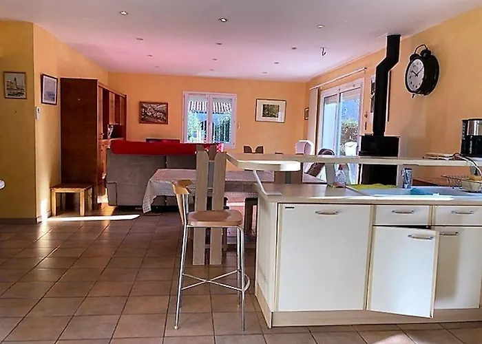 Dom wakacyjny Maison Lumineuse Avec Jardin, 3 Ch., Proche Centre De Ceret, Jusqu'a 6 Pers., Animaux Bienvenus - Fr-1-703-49 *